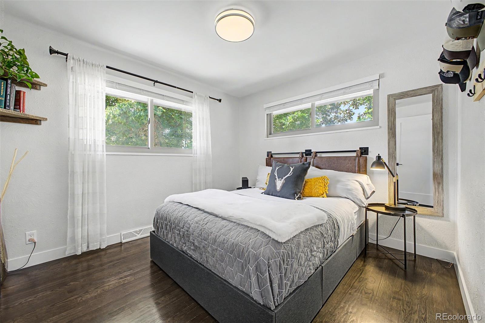 MLS Image #15 for 5050 s linden drive,englewood, Colorado