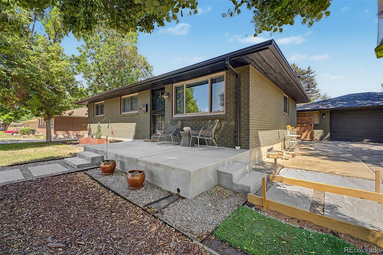 MLS Image #3 for 5050 s linden drive,englewood, Colorado