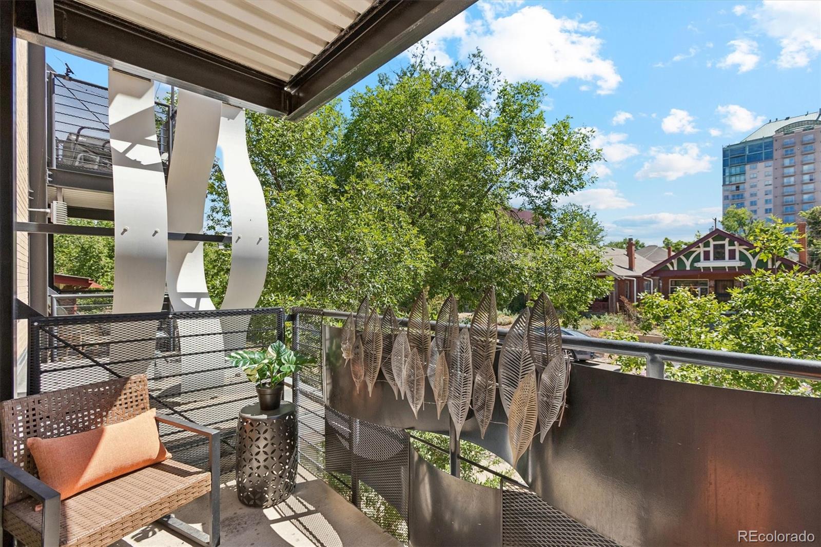 MLS Image #12 for 271 n grant street,denver, Colorado