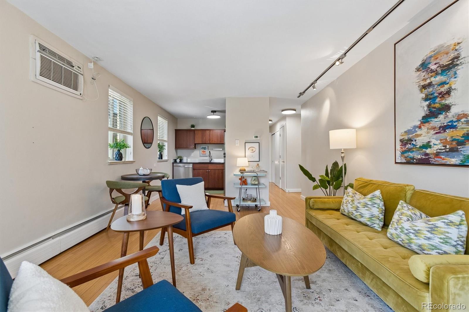 MLS Image #14 for 271 n grant street,denver, Colorado