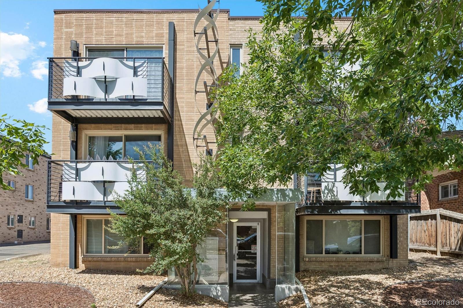 MLS Image #3 for 271 n grant street,denver, Colorado