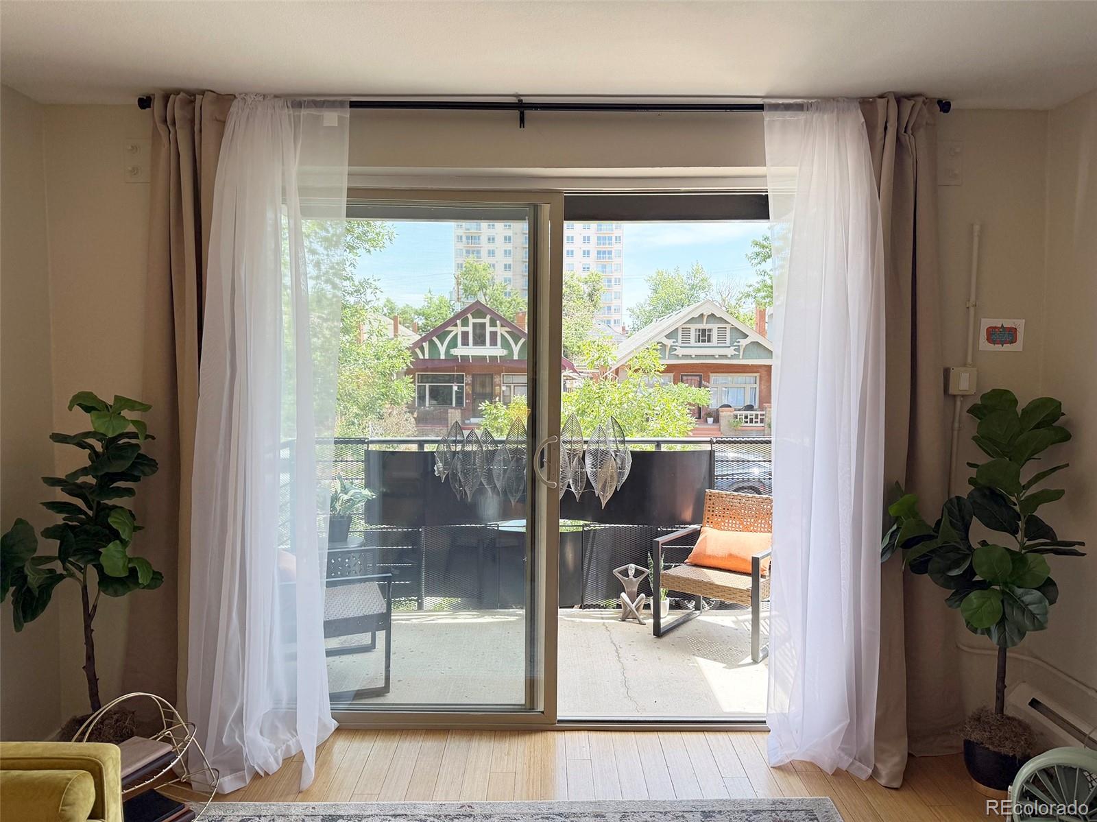 MLS Image #9 for 271 n grant street,denver, Colorado
