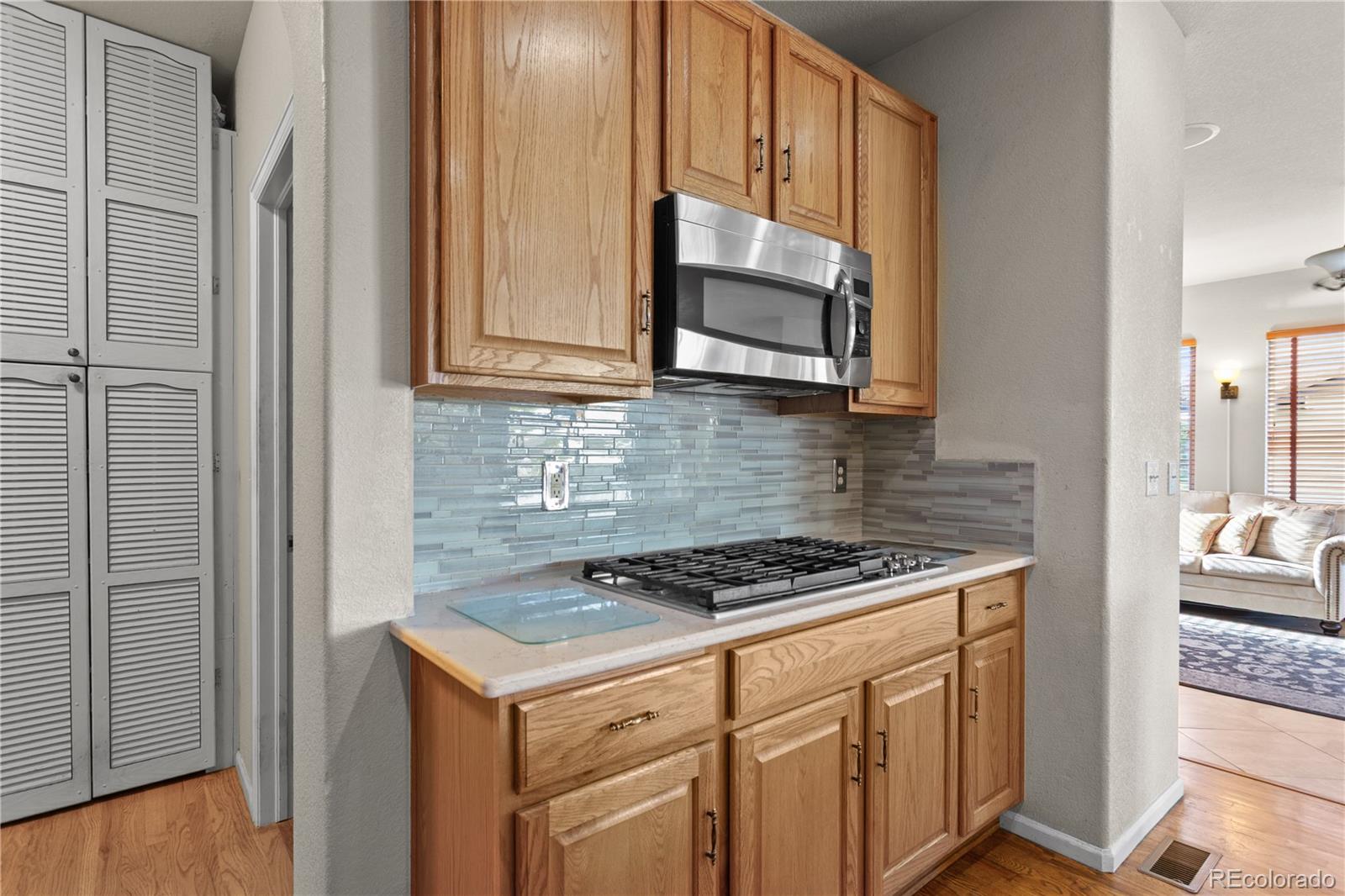 MLS Image #10 for 2891  canyon crest drive,highlands ranch, Colorado