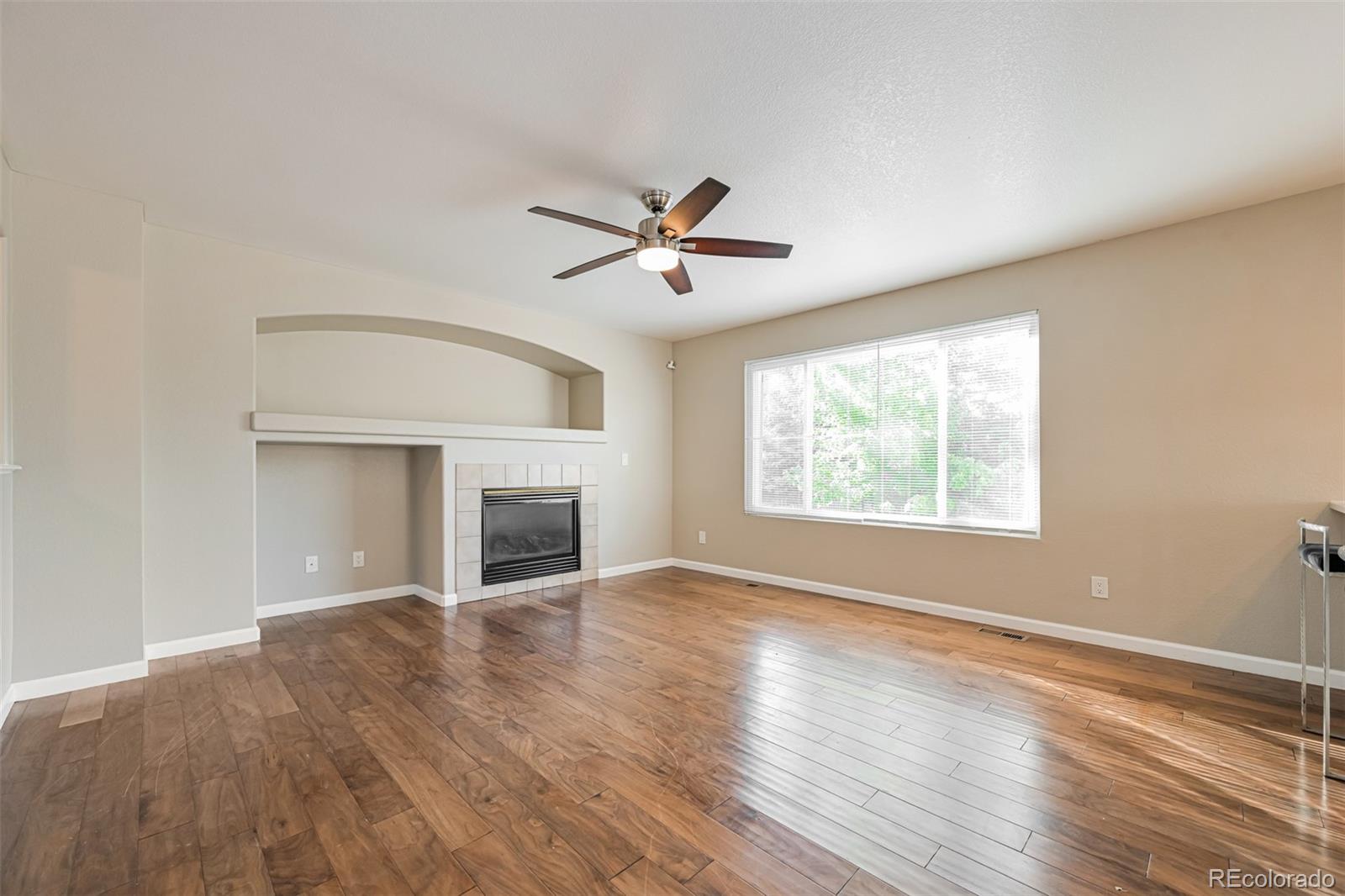 MLS Image #3 for 20785 e bellewood place,aurora, Colorado
