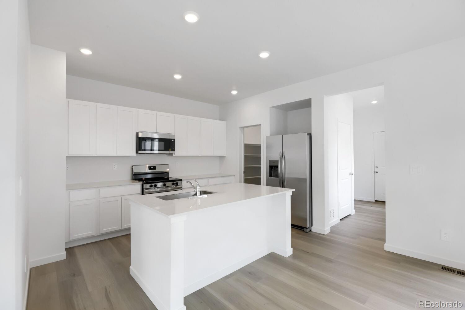 MLS Image #1 for 15240  clayton street,thornton, Colorado
