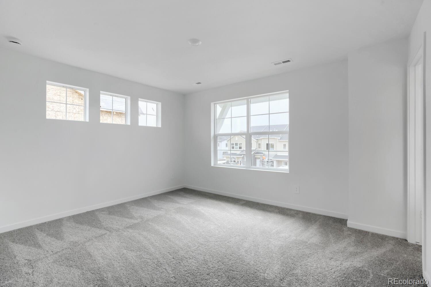 MLS Image #5 for 15240  clayton street,thornton, Colorado