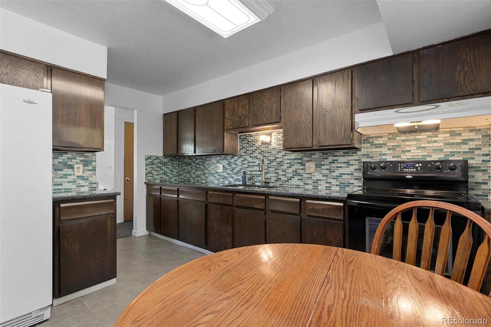 MLS Image #3 for 8692 w fair drive,littleton, Colorado