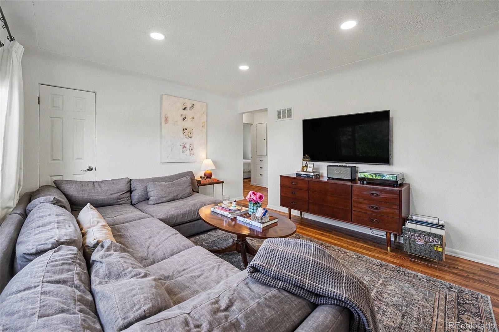 MLS Image #4 for 2290 w center avenue,denver, Colorado