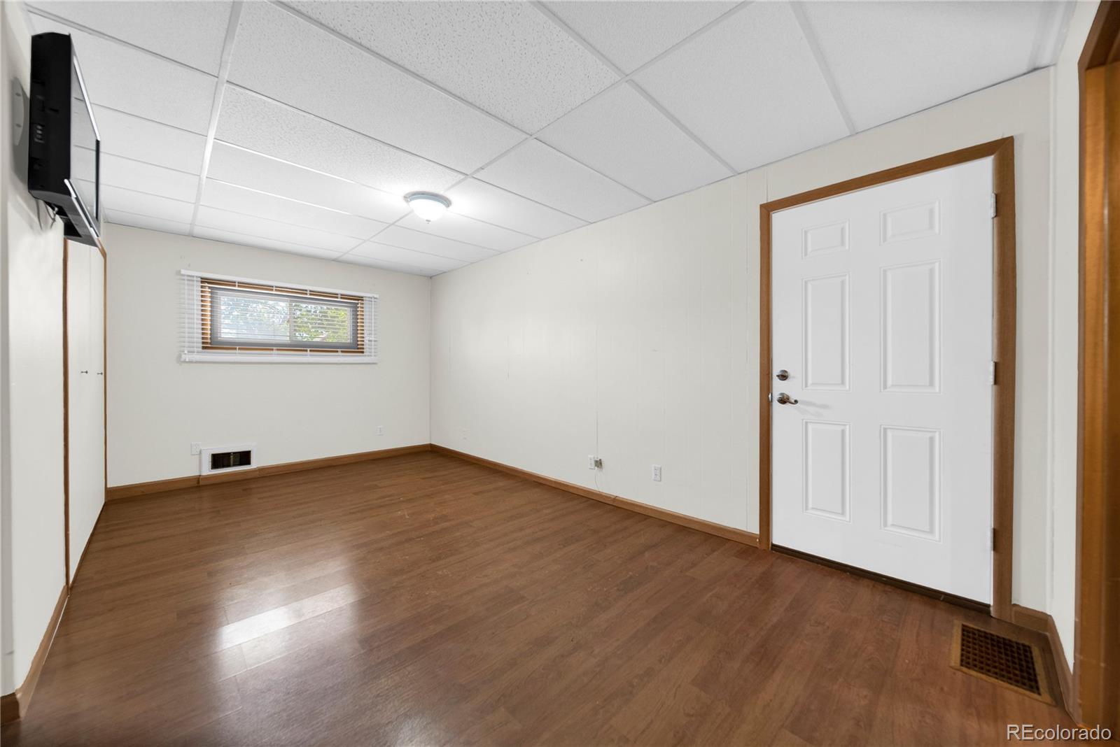 MLS Image #13 for 450  date avenue,akron, Colorado