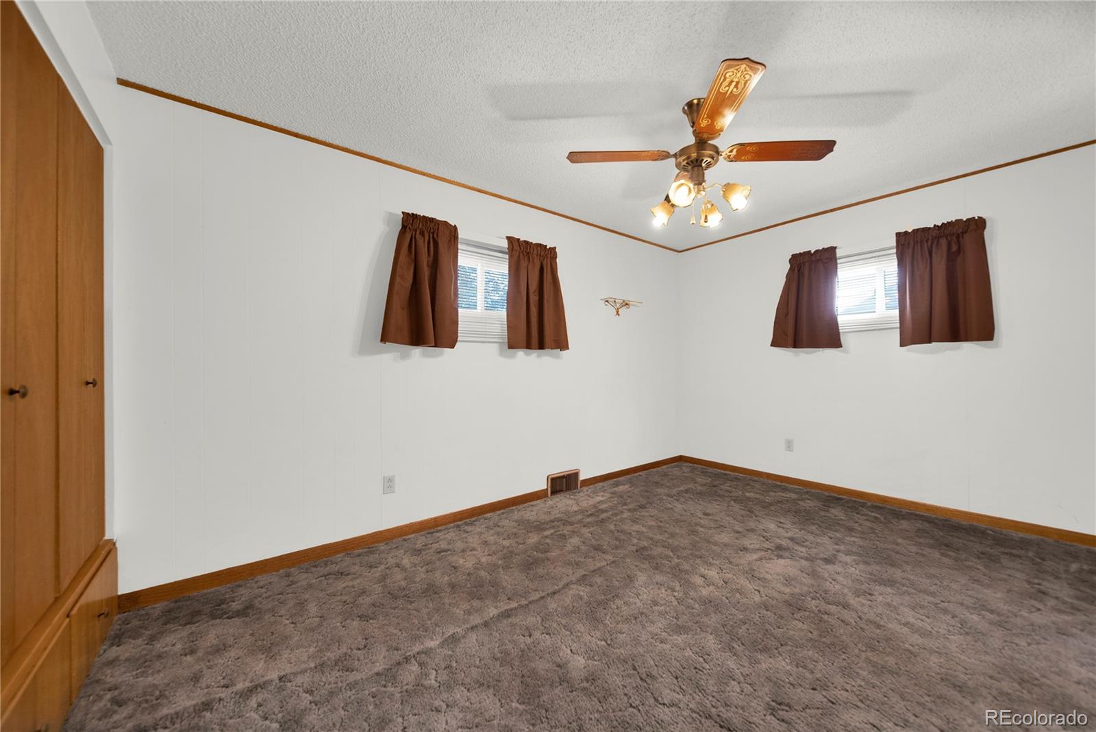 MLS Image #29 for 450  date avenue,akron, Colorado