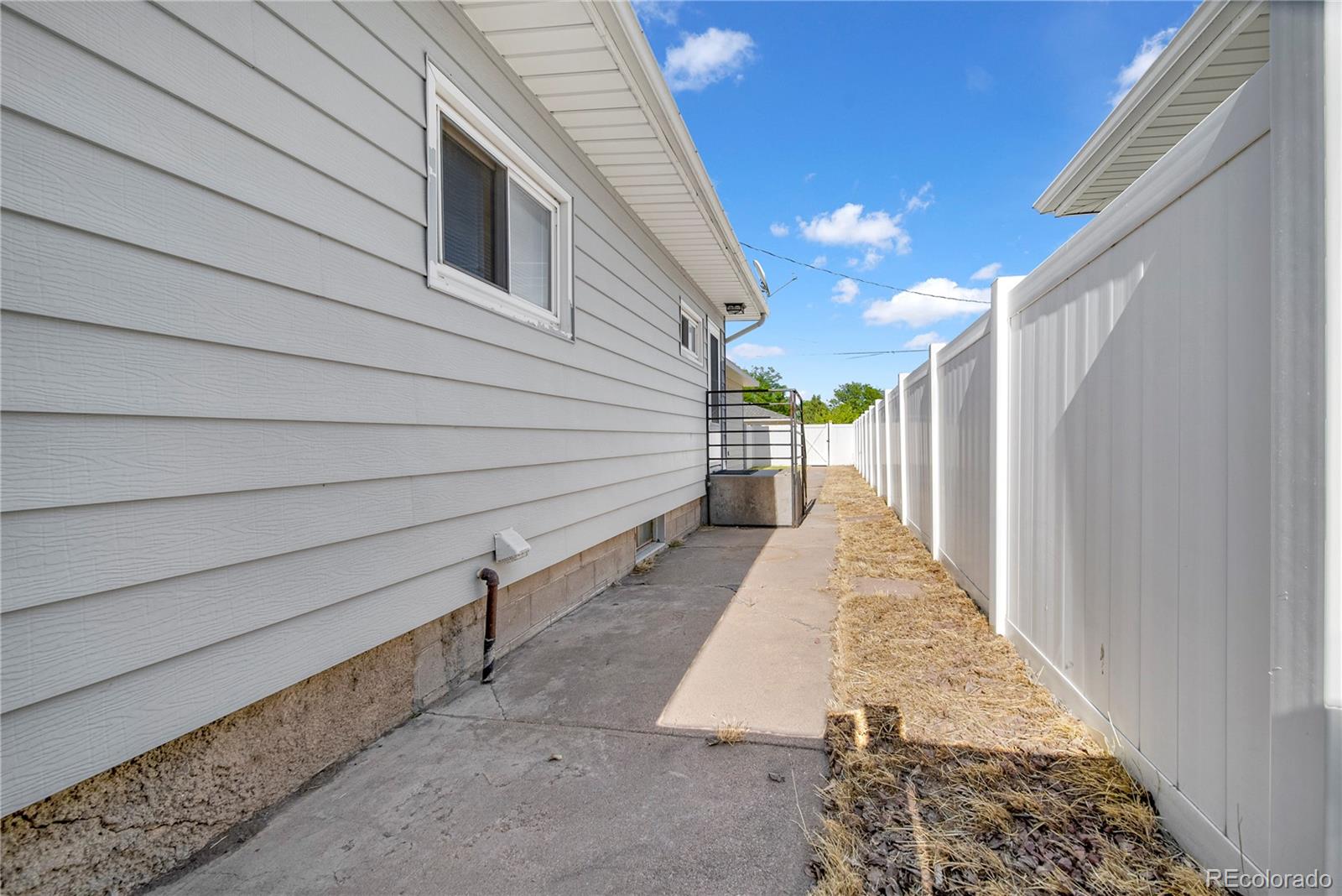 MLS Image #40 for 450  date avenue,akron, Colorado