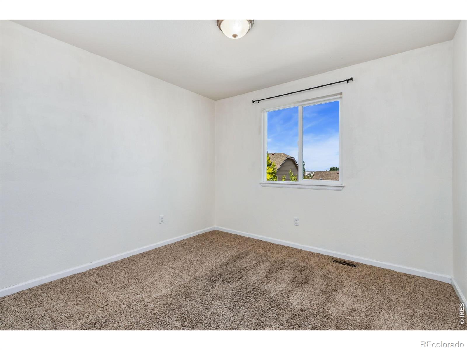 MLS Image #16 for 471  heritage lane,johnstown, Colorado
