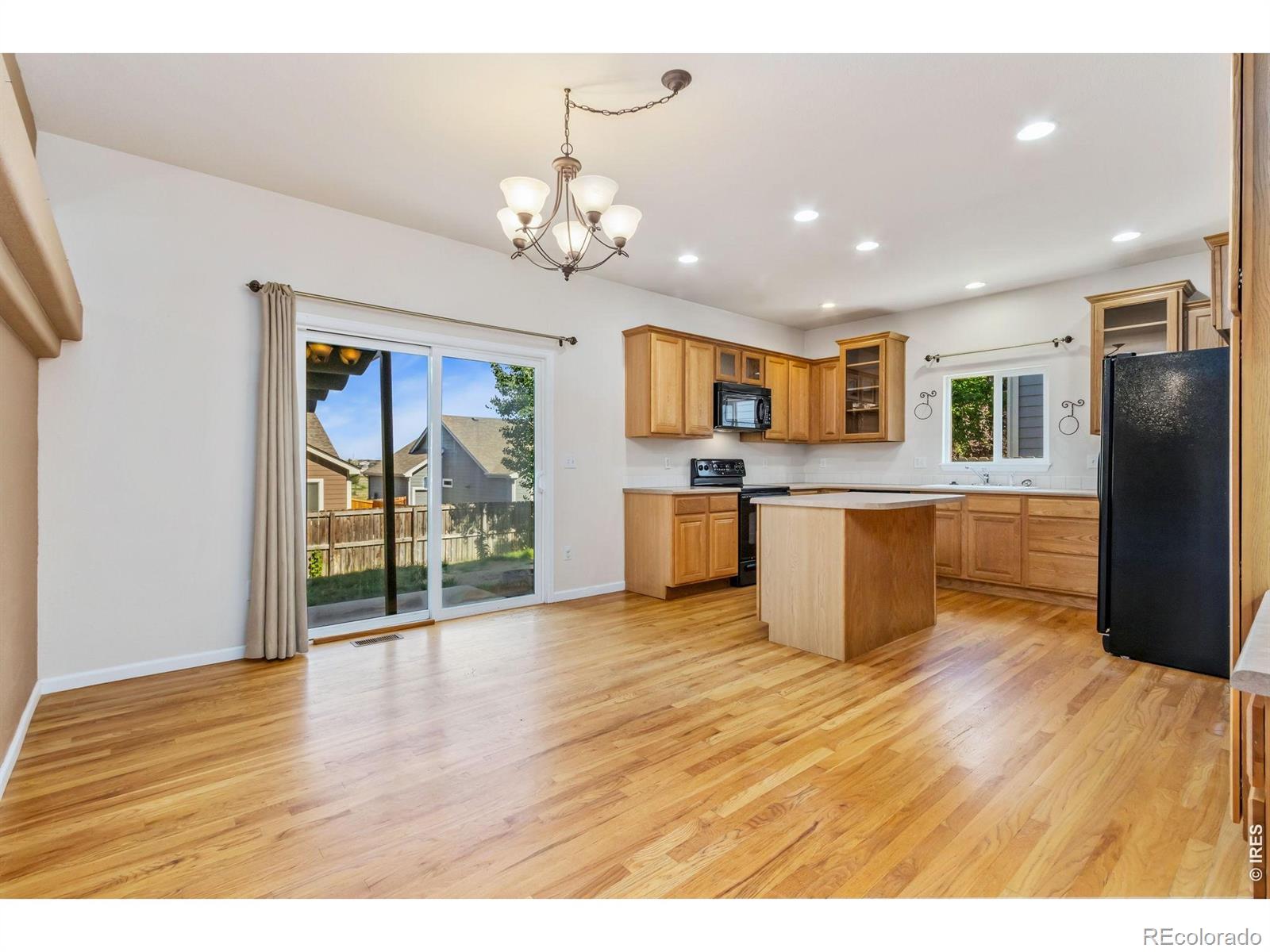 MLS Image #5 for 471  heritage lane,johnstown, Colorado