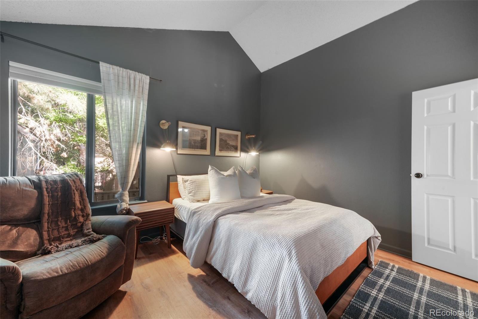 MLS Image #14 for 10229 e peakview avenue,englewood, Colorado
