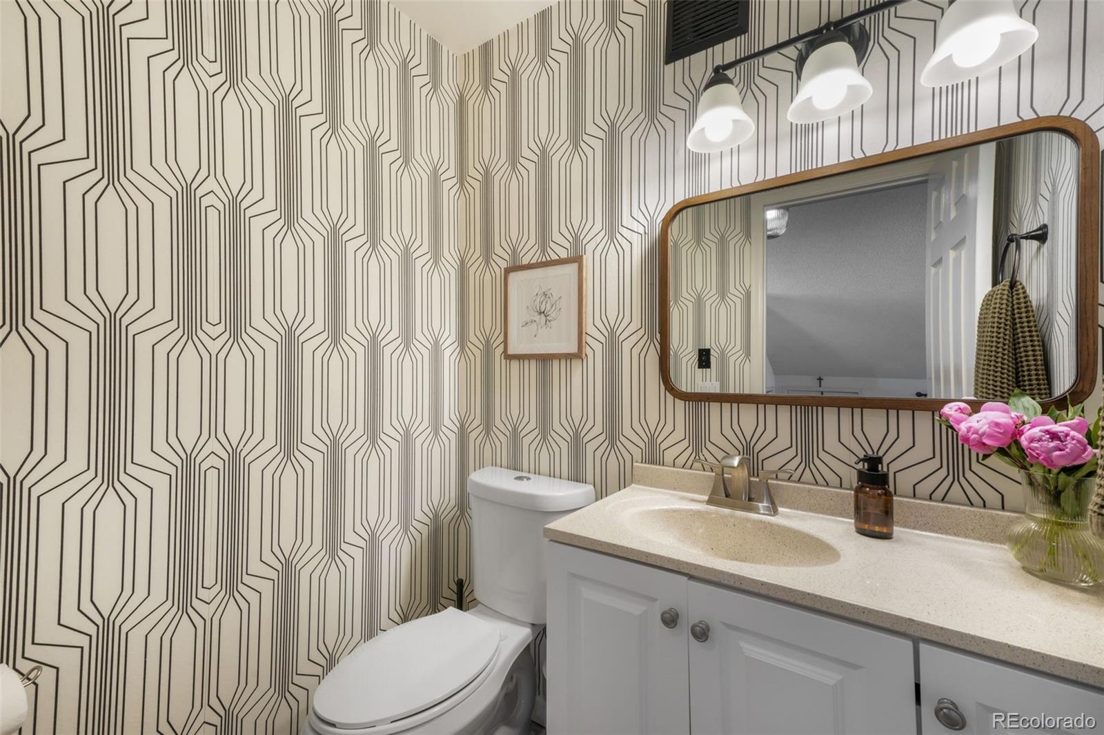 MLS Image #19 for 10229 e peakview avenue,englewood, Colorado