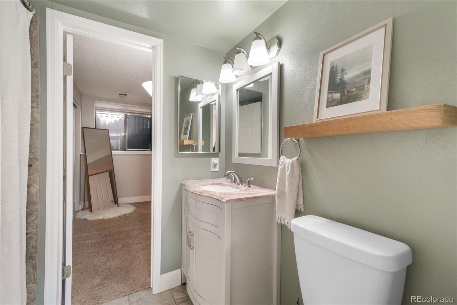 MLS Image #30 for 10229 e peakview avenue,englewood, Colorado