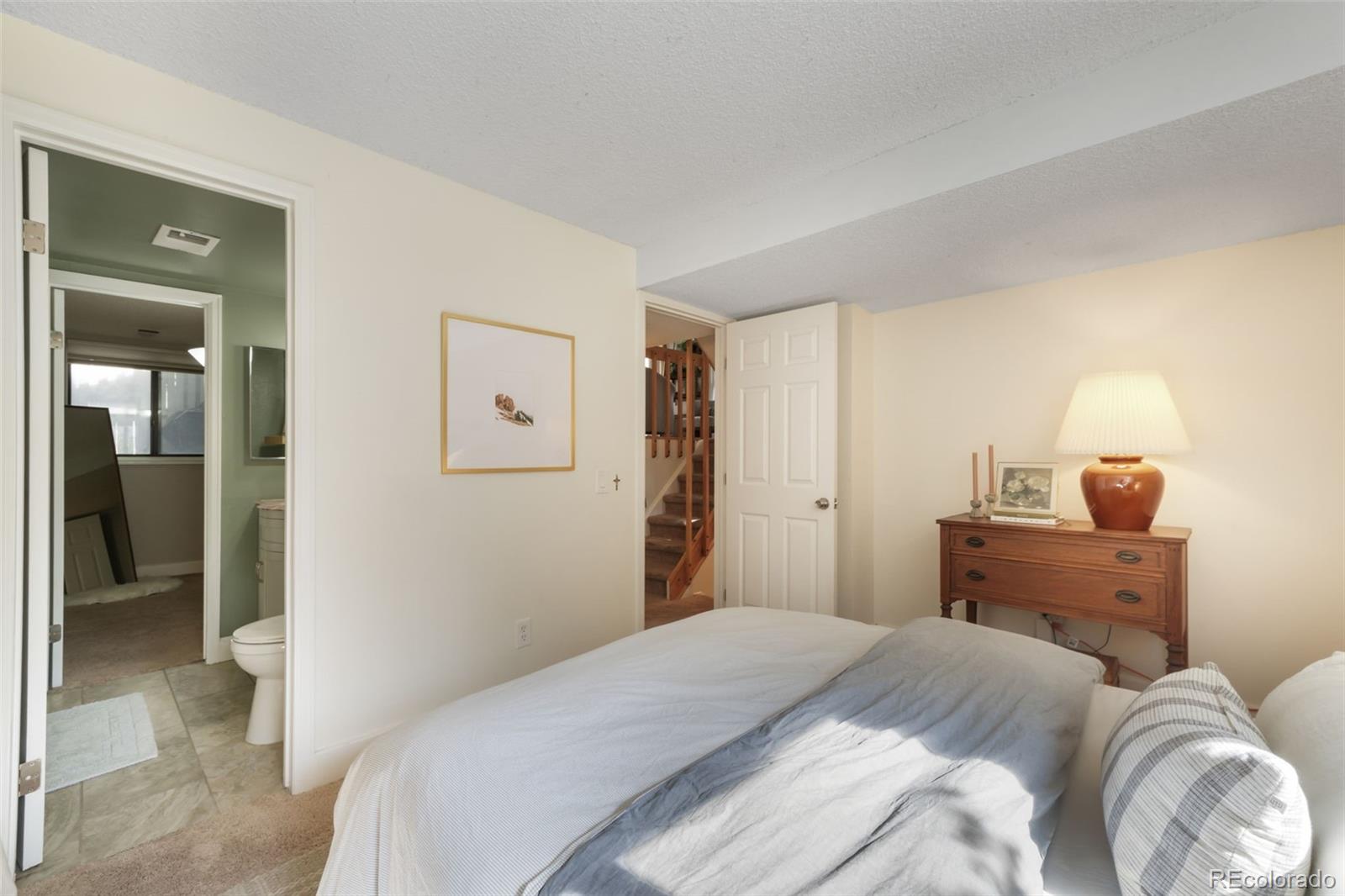 MLS Image #32 for 10229 e peakview avenue,englewood, Colorado