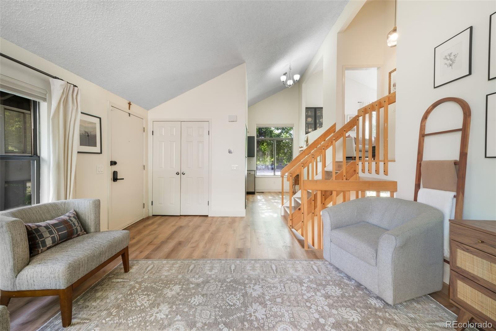 MLS Image #5 for 10229 e peakview avenue,englewood, Colorado