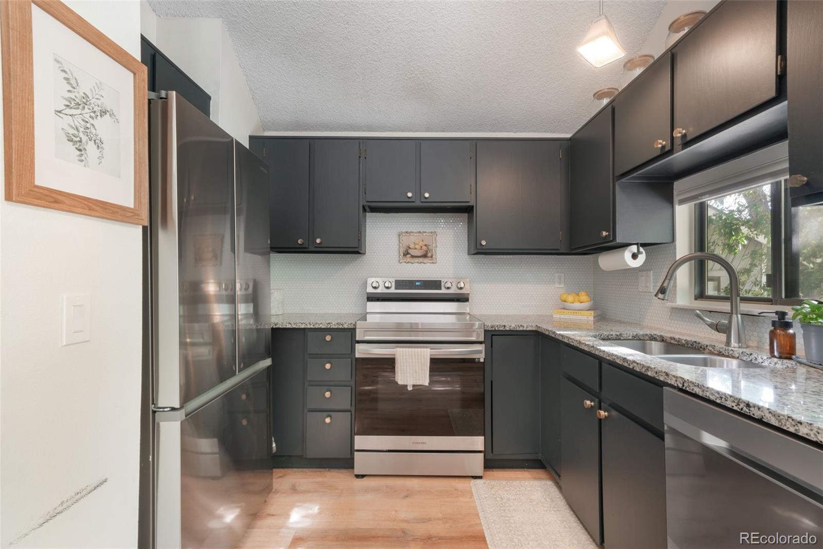 MLS Image #9 for 10229 e peakview avenue,englewood, Colorado