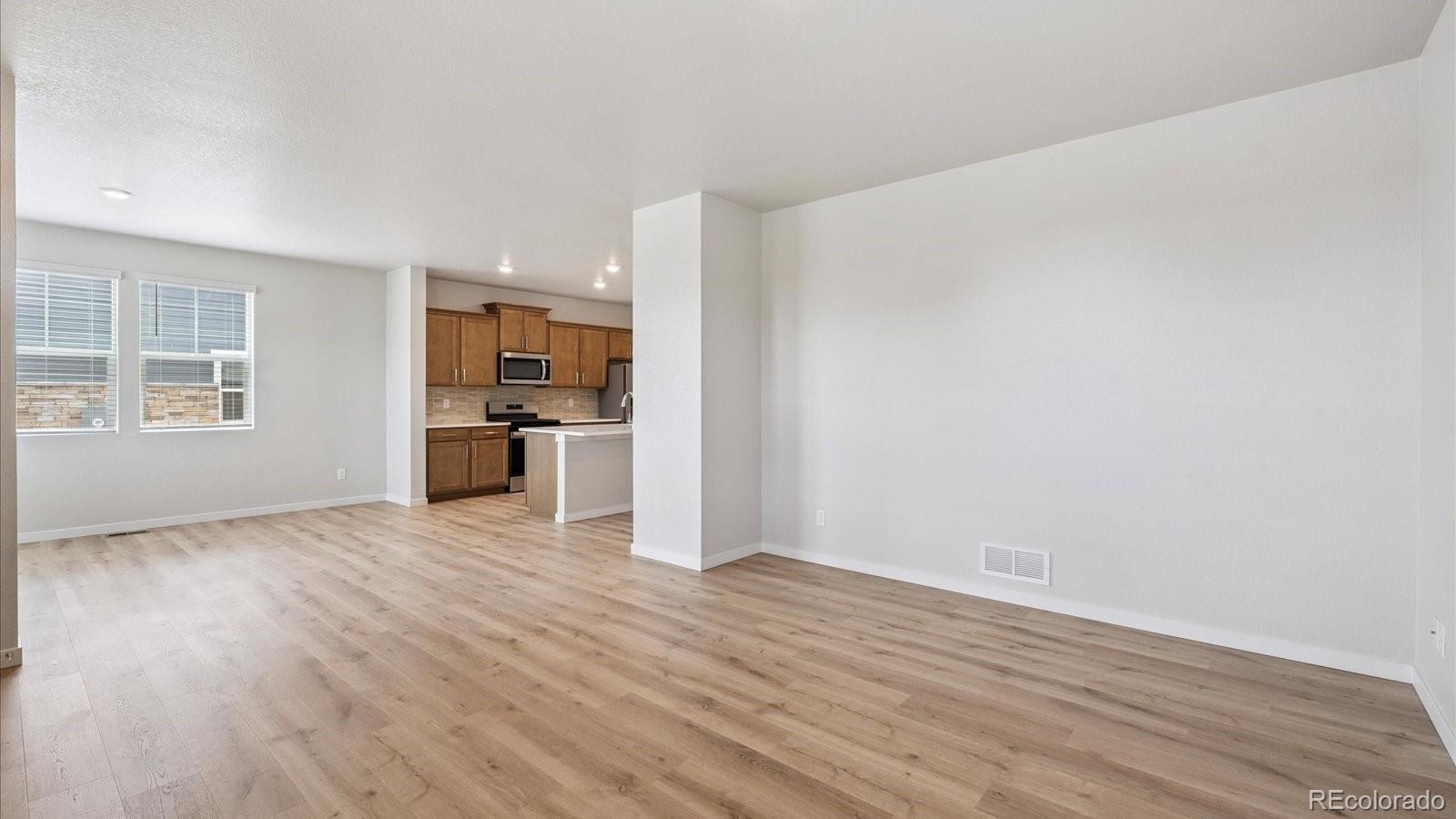 MLS Image #6 for 688 n ukraine street,aurora, Colorado