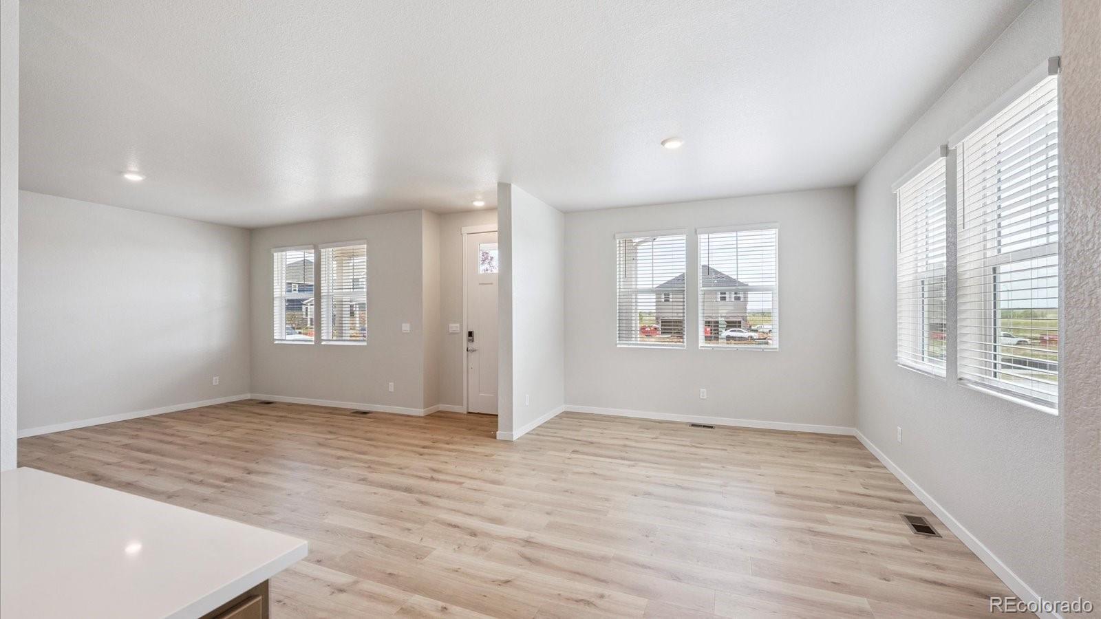 MLS Image #9 for 688 n ukraine street,aurora, Colorado