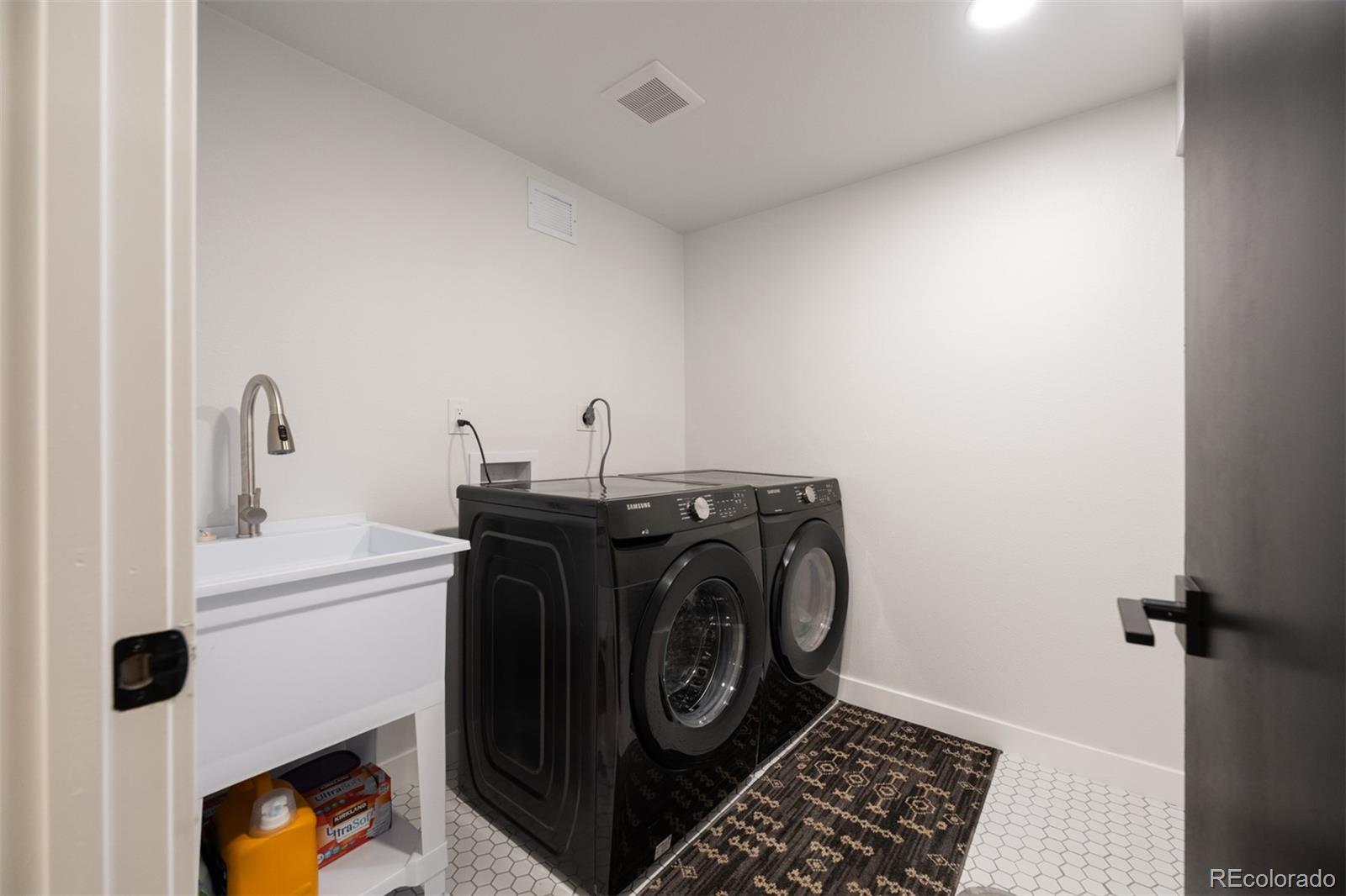 MLS Image #39 for 11056 w 62nd avenue,arvada, Colorado