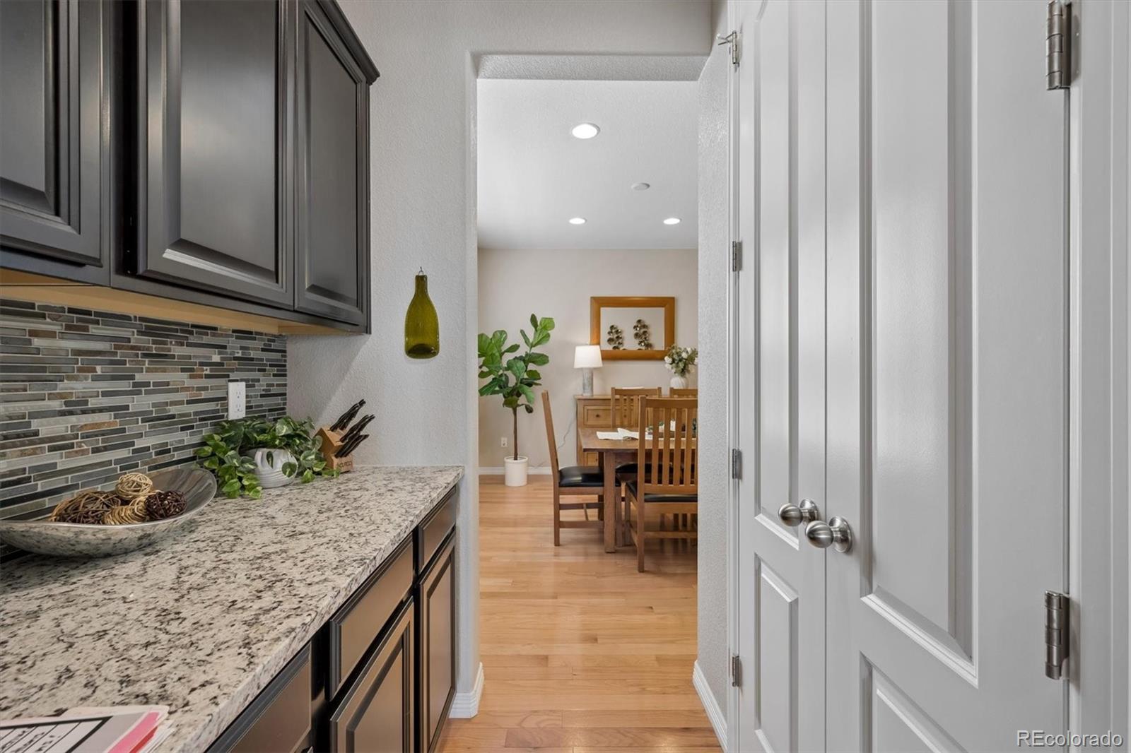 MLS Image #11 for 8630  zircon way,arvada, Colorado