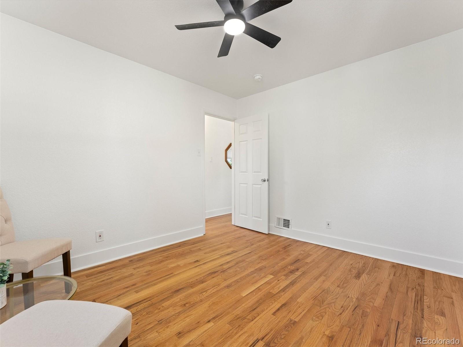 MLS Image #18 for 1220  ulster street,denver, Colorado