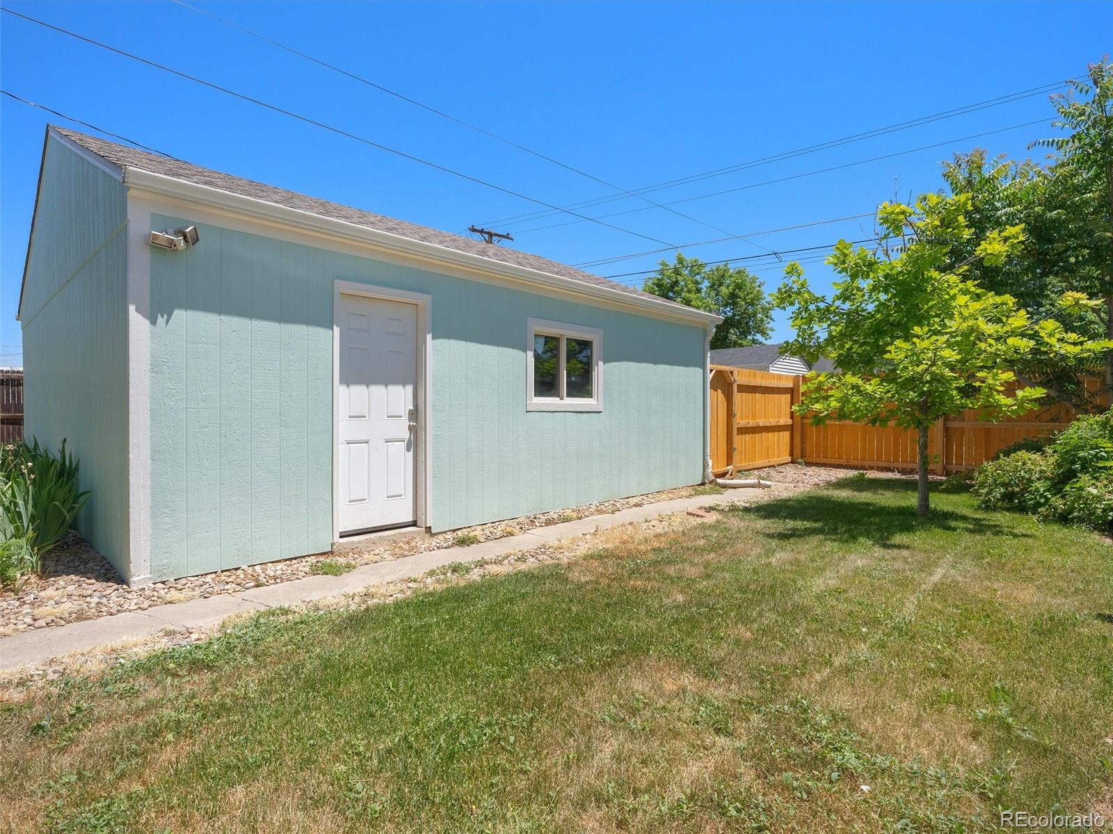 MLS Image #24 for 1220  ulster street,denver, Colorado