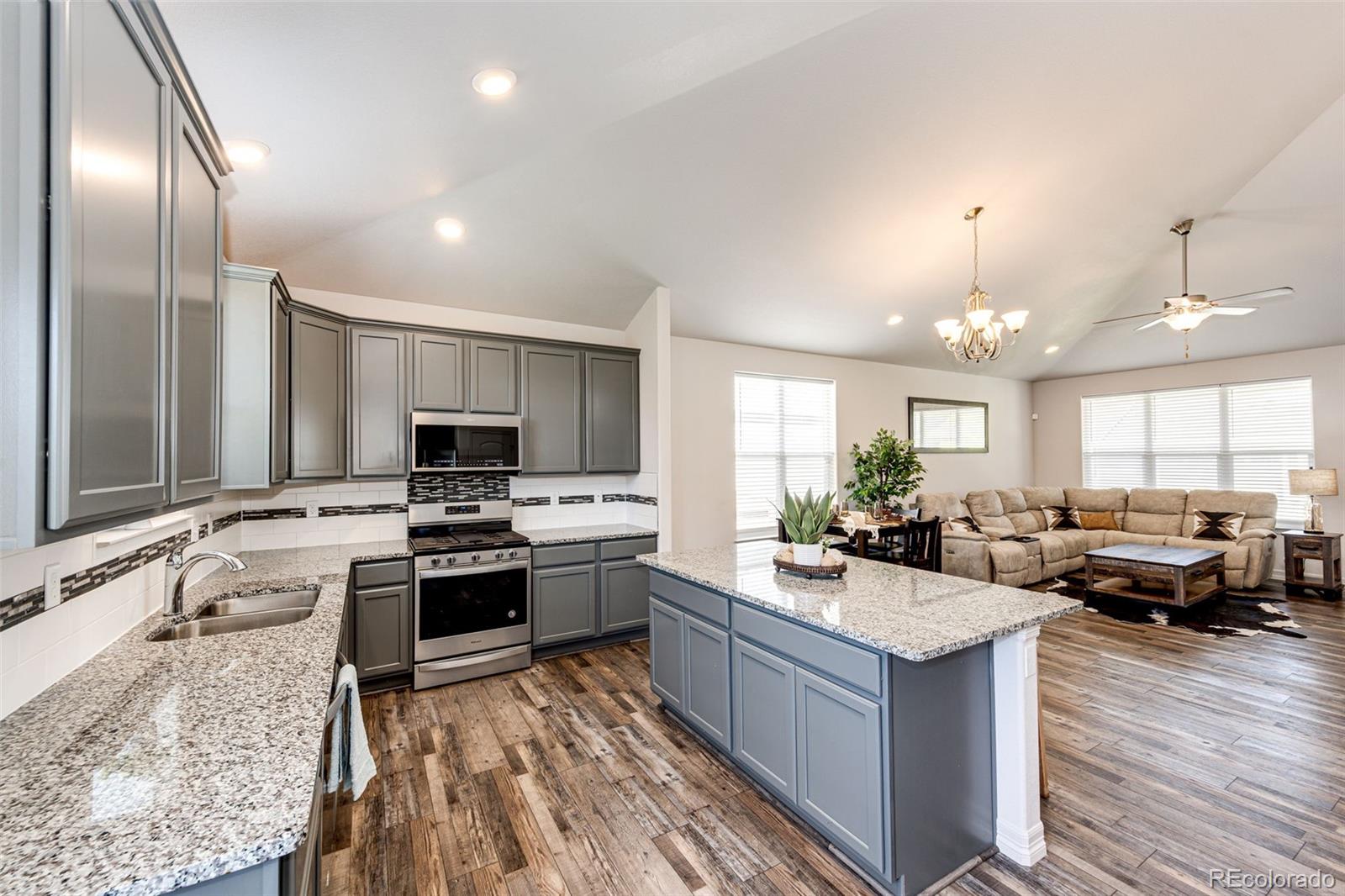 MLS Image #5 for 56300 e 25th avenue,strasburg, Colorado