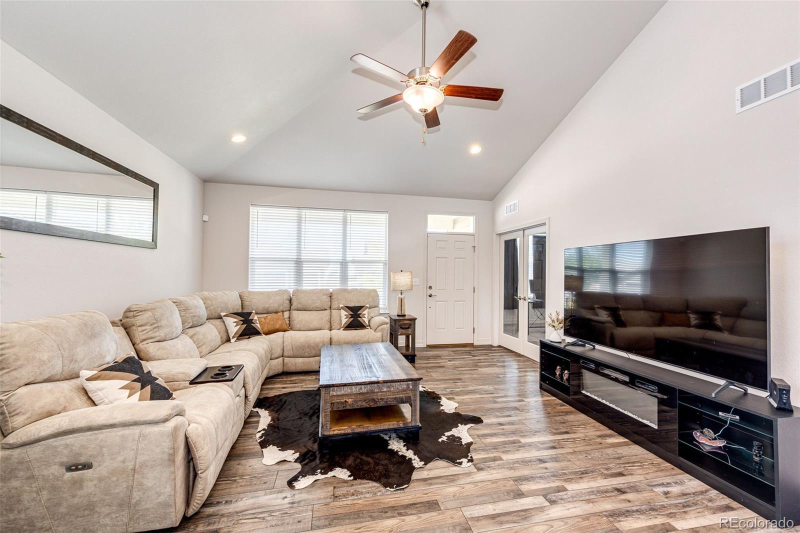 MLS Image #8 for 56300 e 25th avenue,strasburg, Colorado
