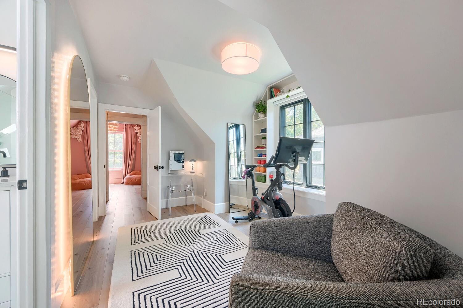 MLS Image #24 for 1617 s pennsylvania street,denver, Colorado