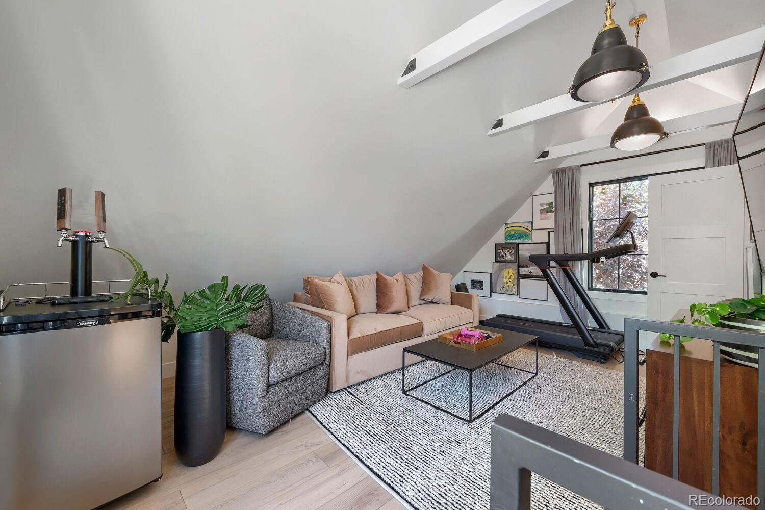 MLS Image #39 for 1617 s pennsylvania street,denver, Colorado