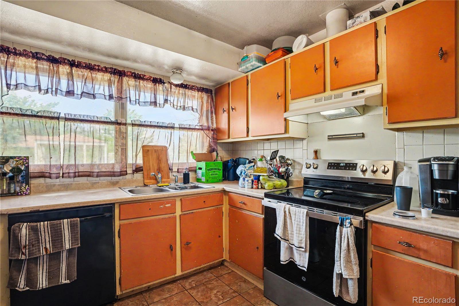 MLS Image #17 for 129 e beshoar drive,pueblo, Colorado