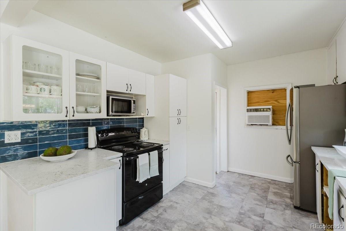 MLS Image #15 for 2196 w 56th avenue,denver, Colorado
