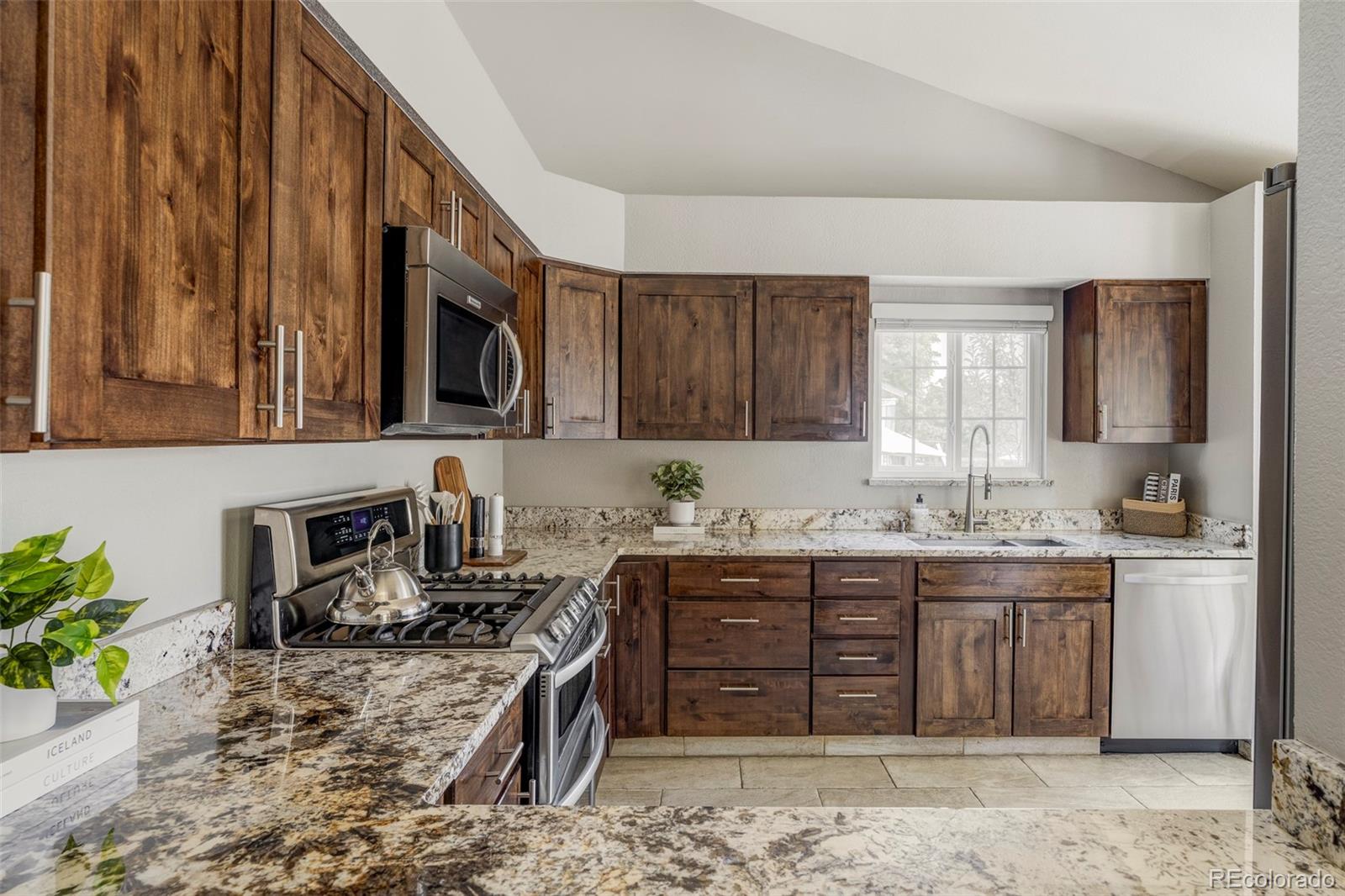 MLS Image #6 for 7932 s vine court,centennial, Colorado