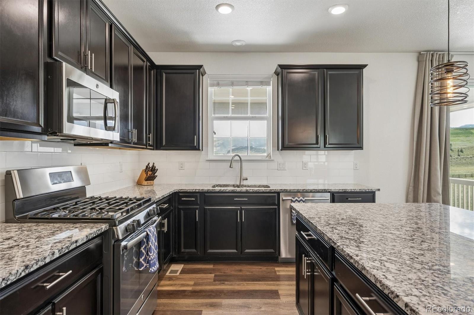 MLS Image #11 for 8509  eldora way,arvada, Colorado