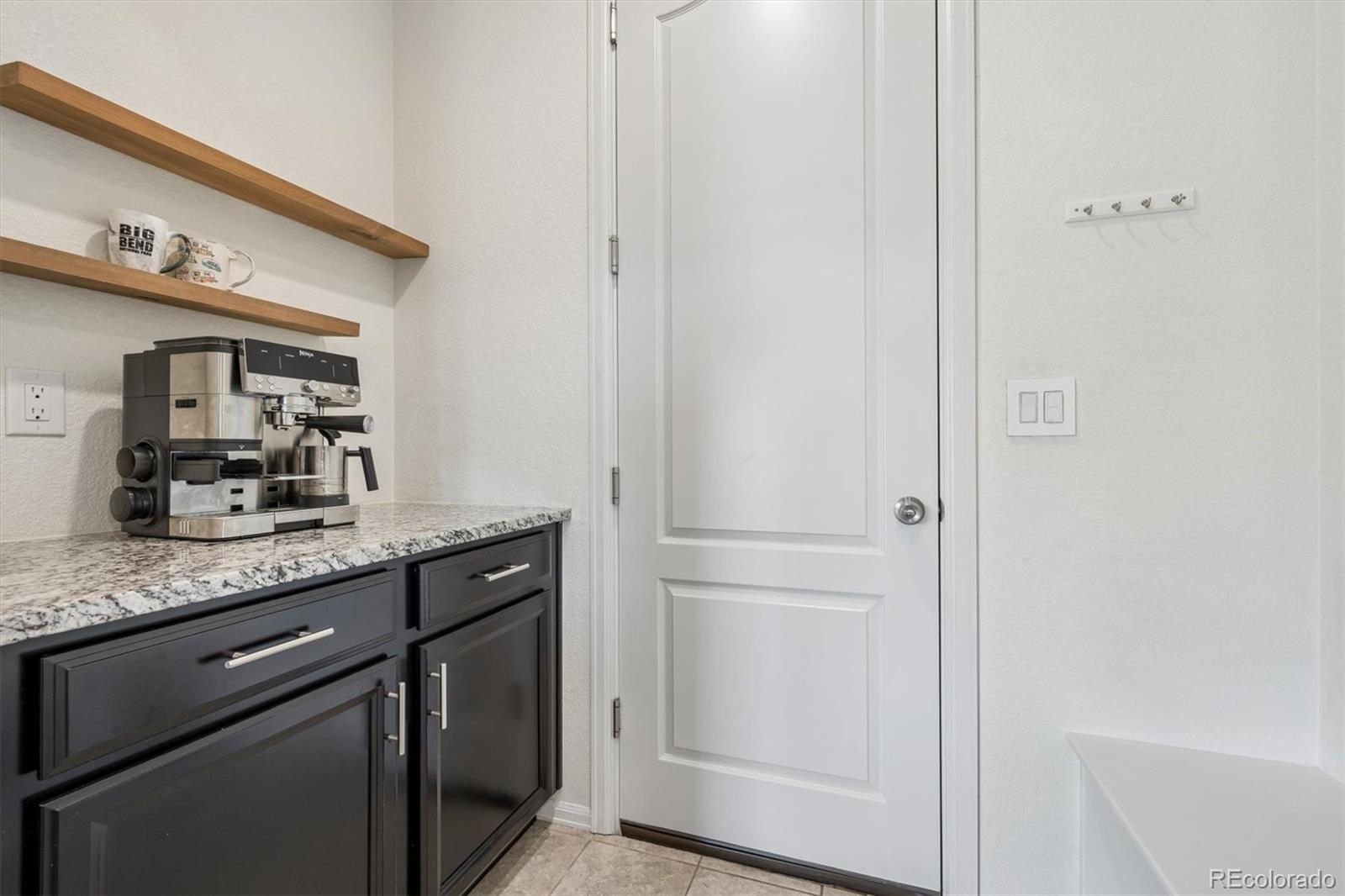 MLS Image #13 for 8509  eldora way,arvada, Colorado