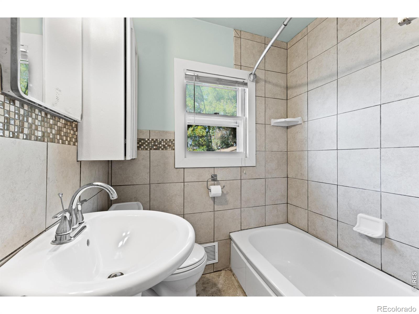 MLS Image #16 for 1529  12th street,greeley, Colorado