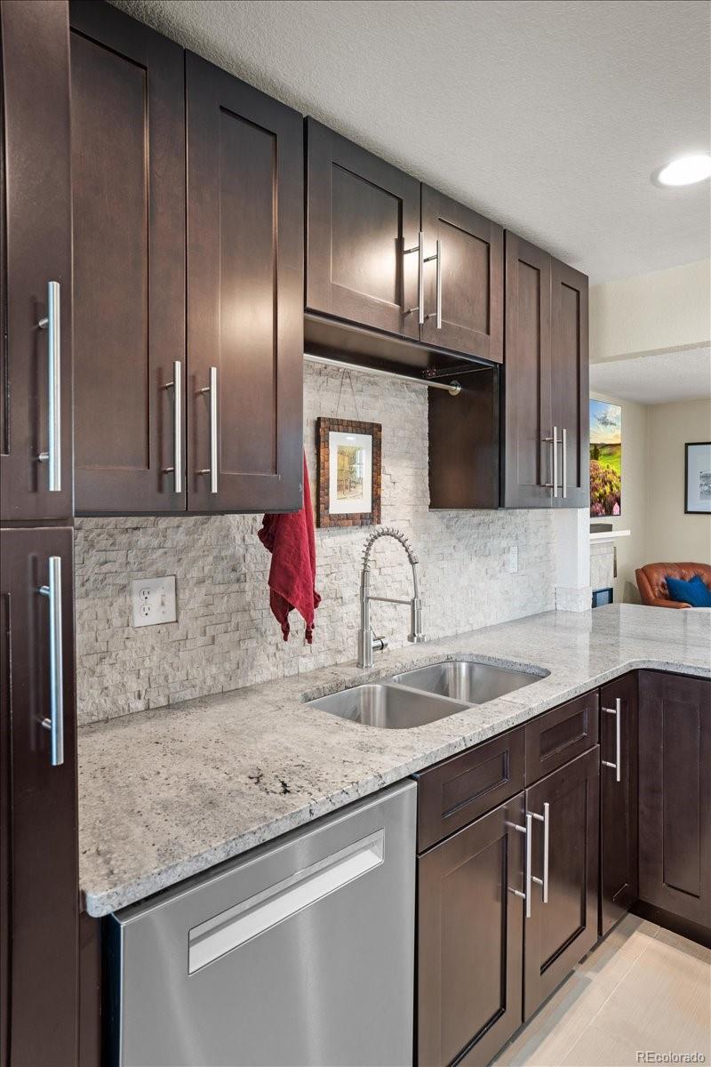 MLS Image #20 for 4751 w 66th avenue,arvada, Colorado