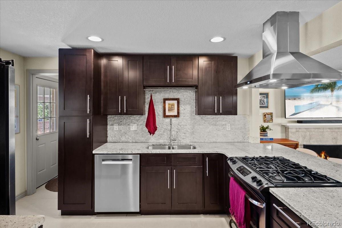 MLS Image #21 for 4751 w 66th avenue,arvada, Colorado