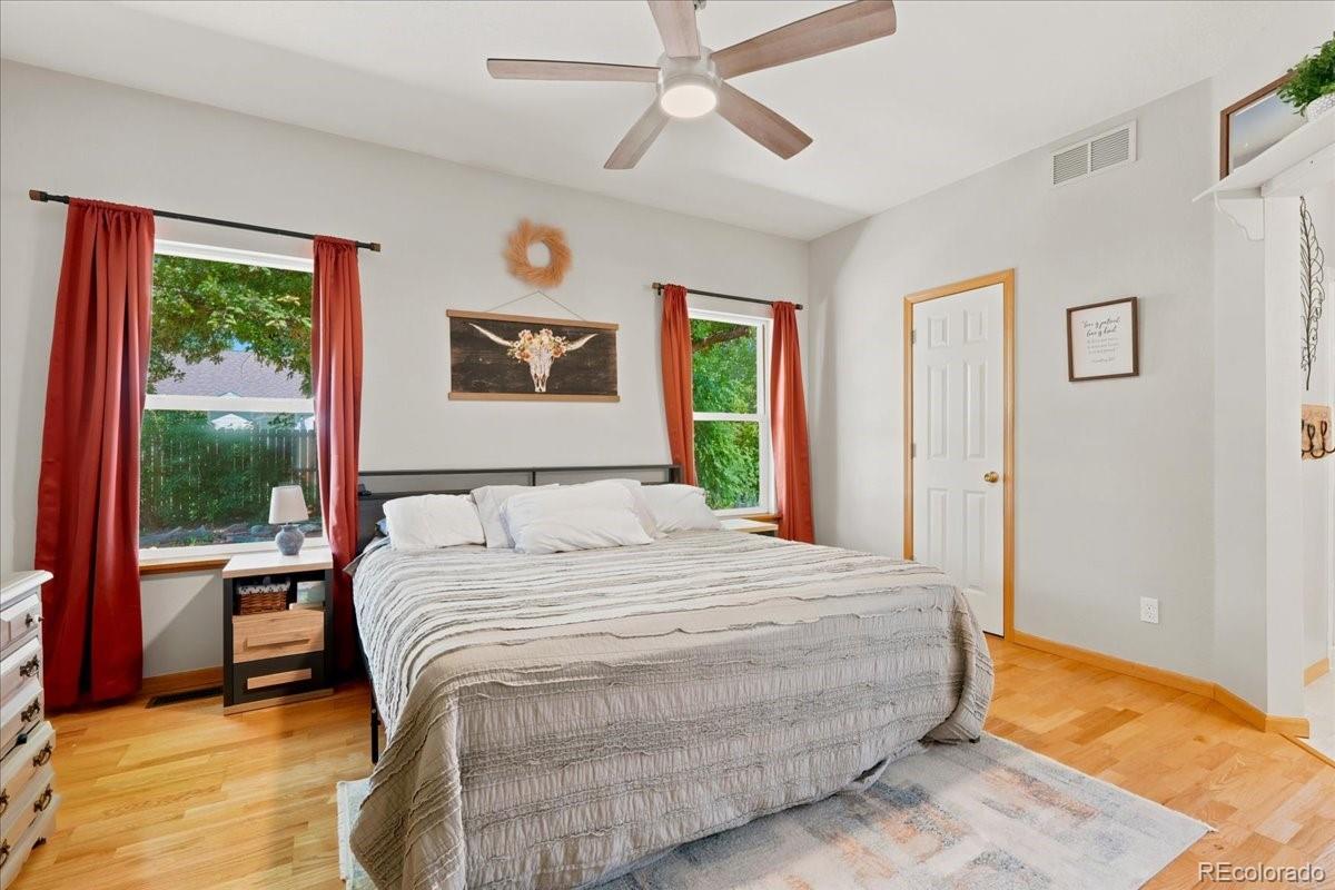 MLS Image #19 for 1116  summit court,windsor, Colorado