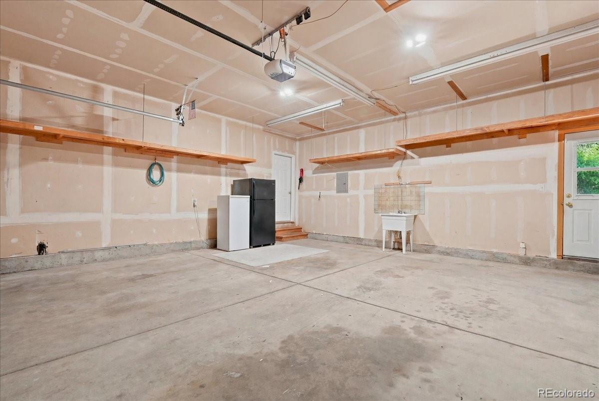 MLS Image #32 for 1116  summit court,windsor, Colorado