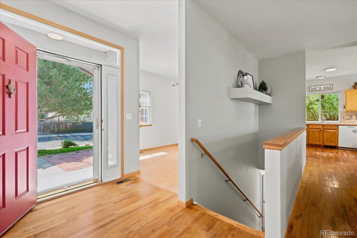 MLS Image #6 for 1116  summit court,windsor, Colorado