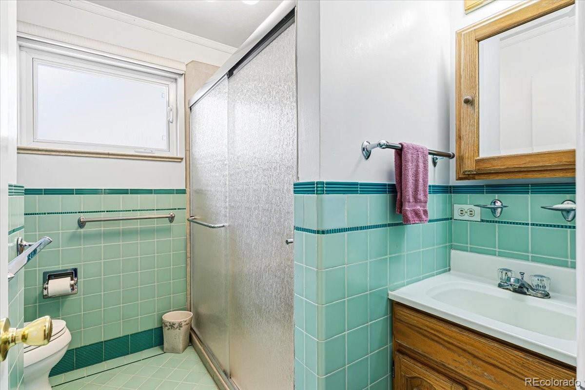 MLS Image #10 for 3250 s dexter street,denver, Colorado