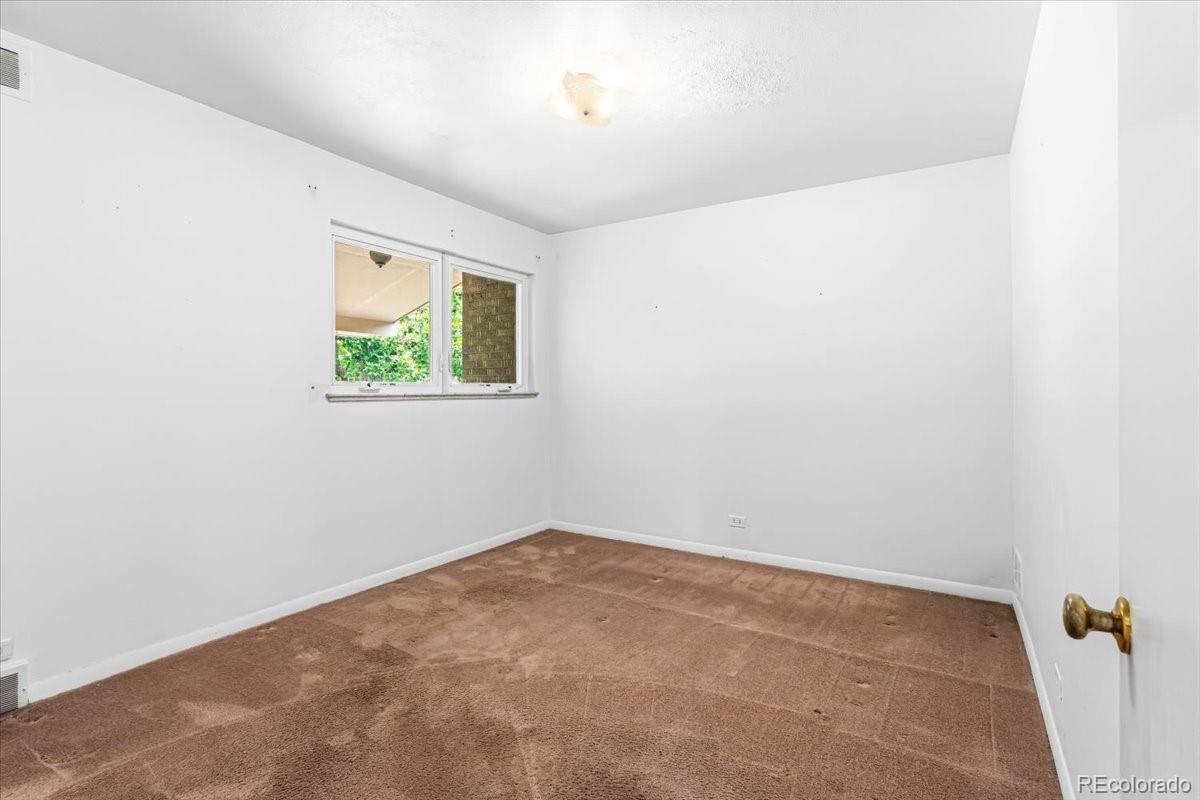 MLS Image #14 for 3250 s dexter street,denver, Colorado