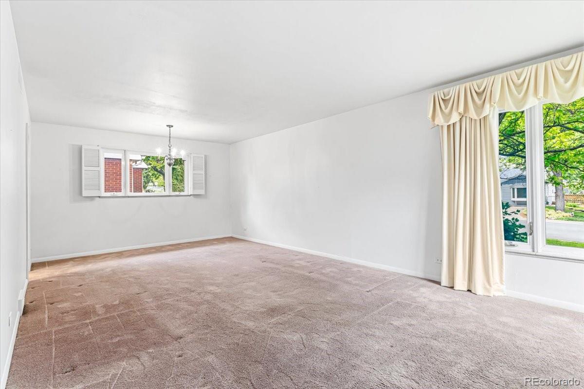 MLS Image #3 for 3250 s dexter street,denver, Colorado