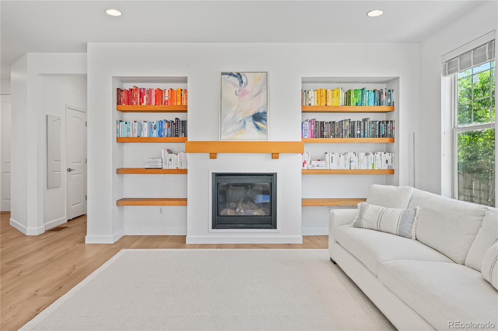 MLS Image #12 for 9457 e 52nd avenue,denver, Colorado