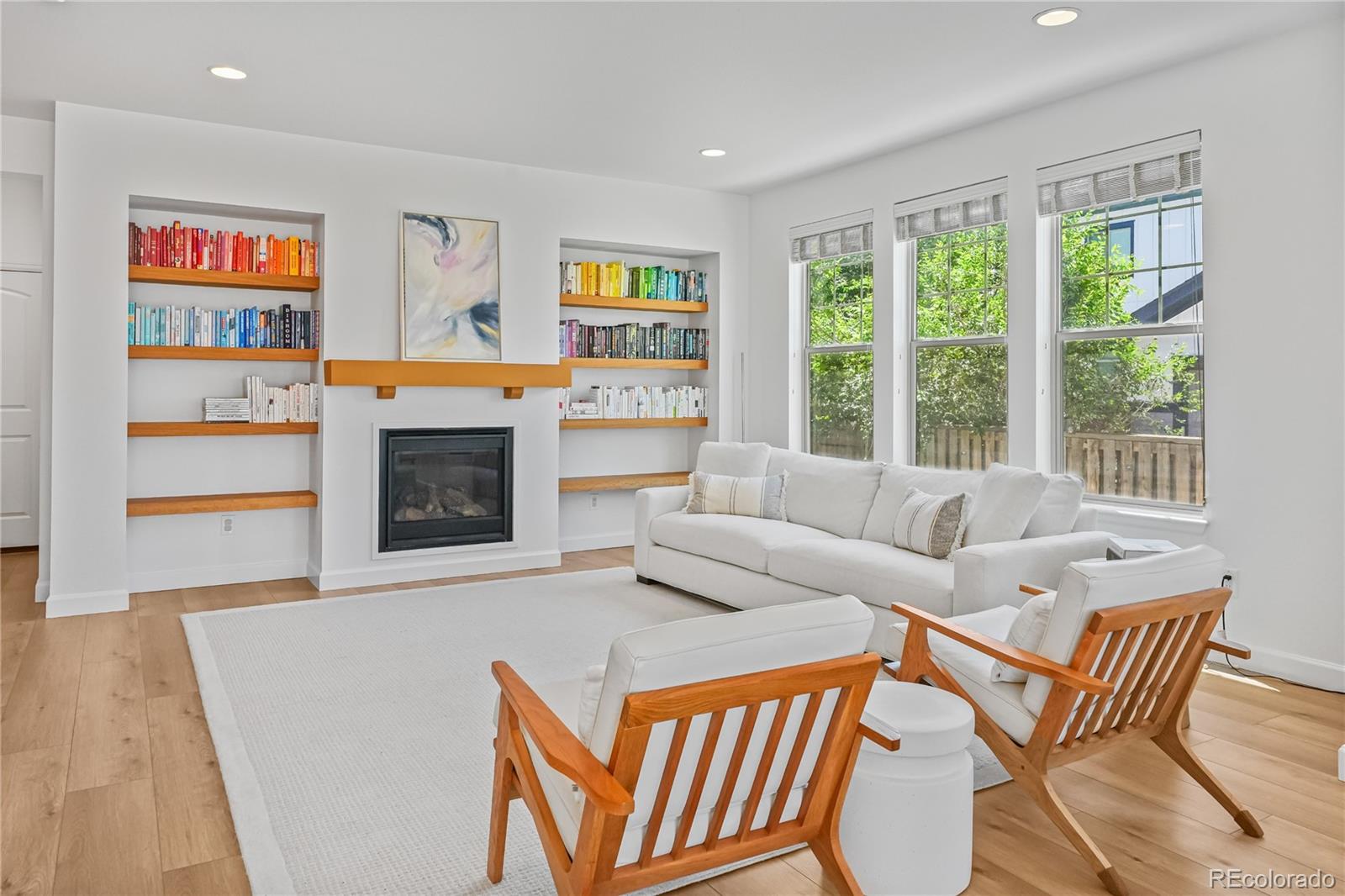 MLS Image #13 for 9457 e 52nd avenue,denver, Colorado