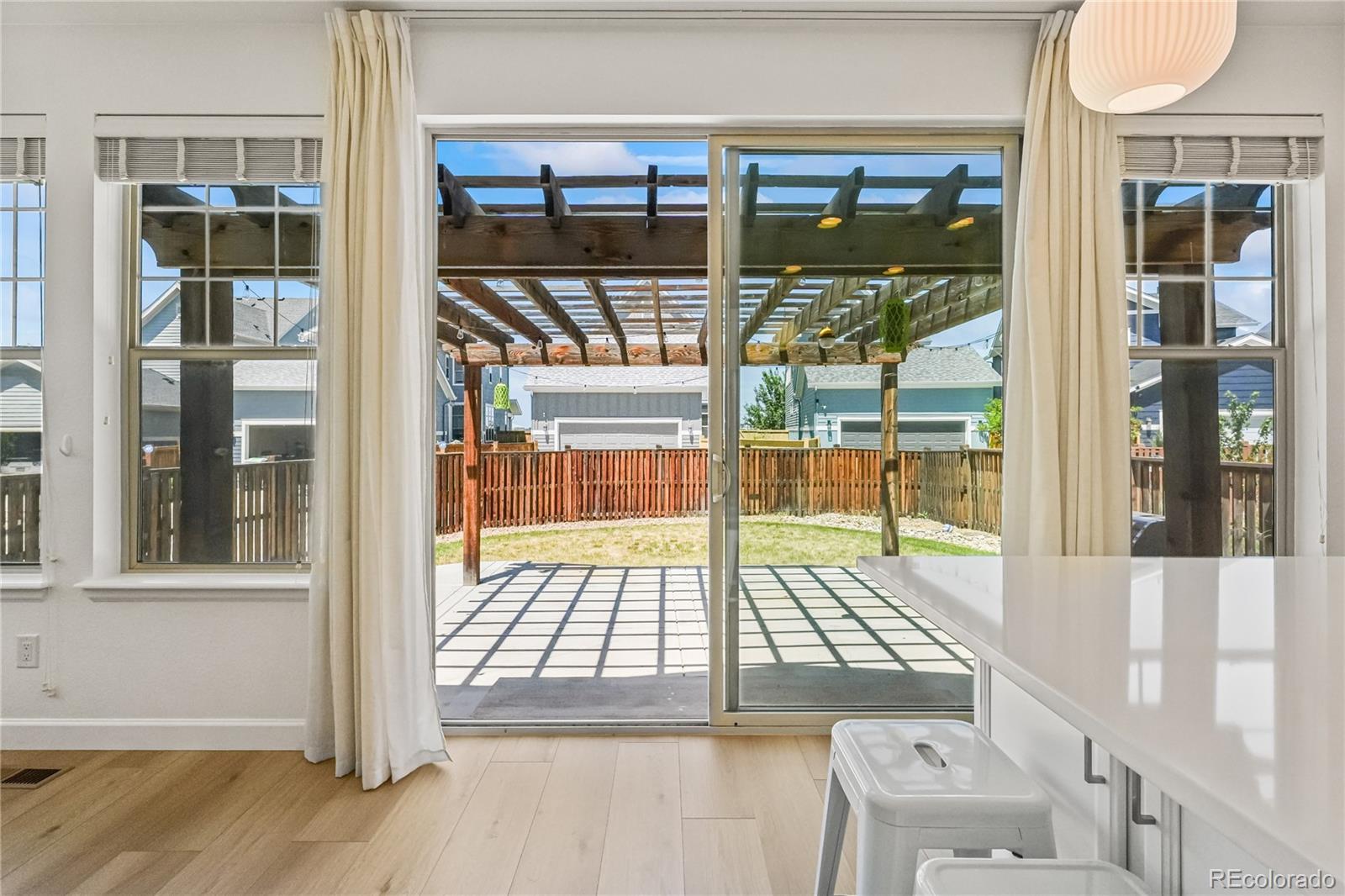 MLS Image #23 for 9457 e 52nd avenue,denver, Colorado